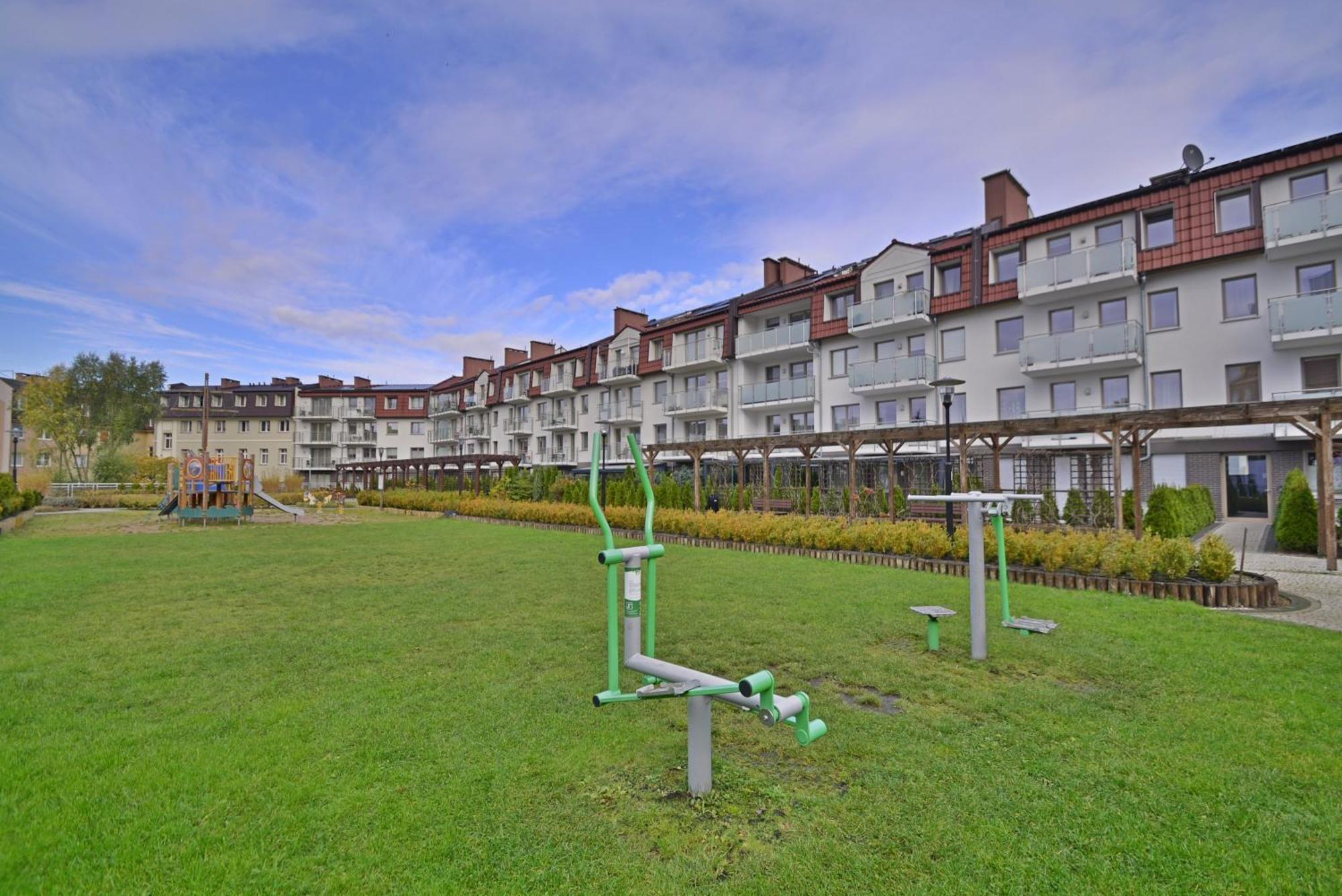 Apartamenty Bryza - Kwartal Rozy Wiatrow - Garaz Swinoujscie Dış mekan fotoğraf