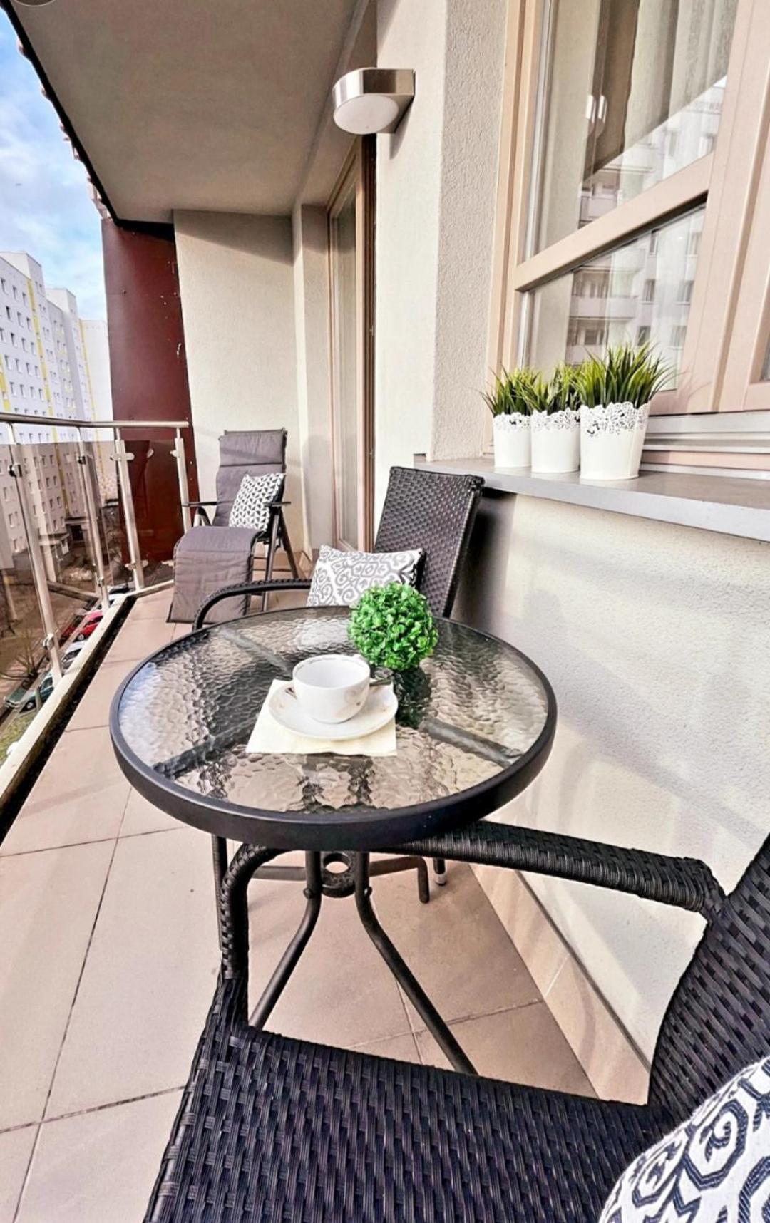 Apartamenty Bryza - Kwartal Rozy Wiatrow - Garaz Swinoujscie Dış mekan fotoğraf